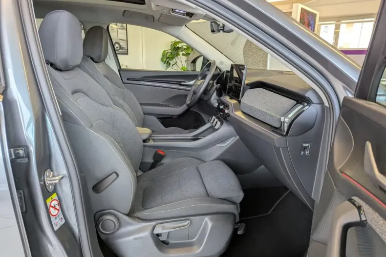 Skoda Kodiaq din 2025 cu 26.431 km - oferta SKO188094 - foto 14