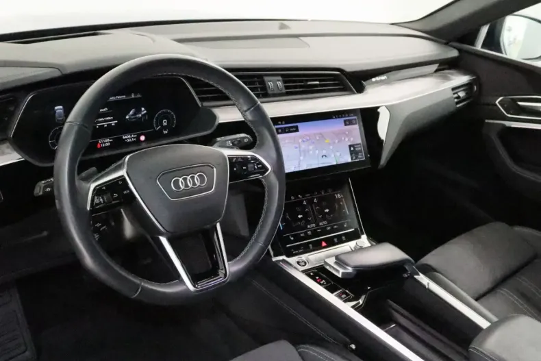 Audi Q8 e-tron din 2023 cu 51.202 km - oferta AUD188101 - foto 8