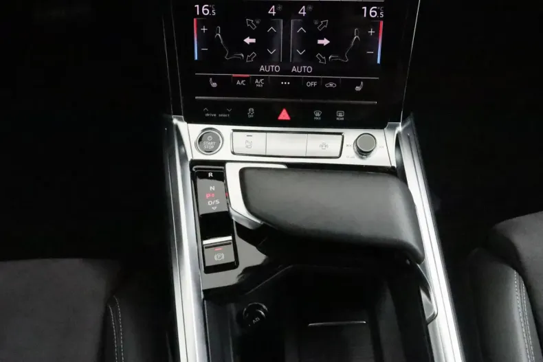 Audi Q8 e-tron din 2023 cu 51.202 km - oferta AUD188101 - foto 12