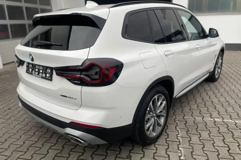 BMW X3 (Seria X) din 2024 cu 13.900 km - oferta BMW188109 - foto 5