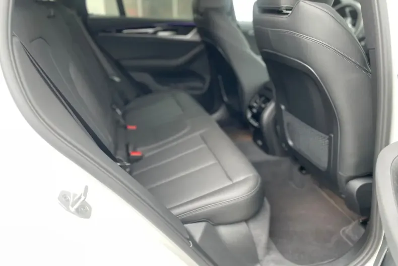 BMW X3 (Seria X) din 2024 cu 13.900 km - oferta BMW188109 - foto 11