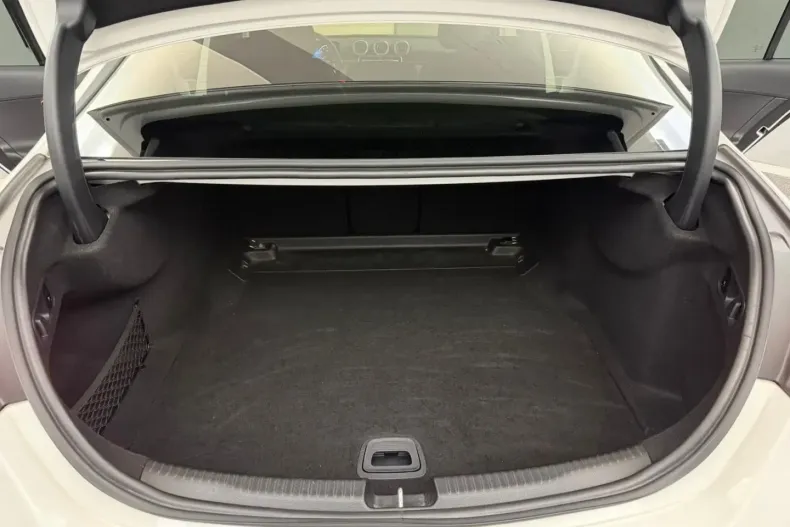 Mercedes-Benz C 300 (Clasa C) din 2022 cu 110.000 km - oferta MER188124 - foto 16