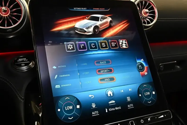 Mercedes-Benz AMG GT (Clasa GT) din 2024 cu 14.498 km - oferta MER188125 - foto 34