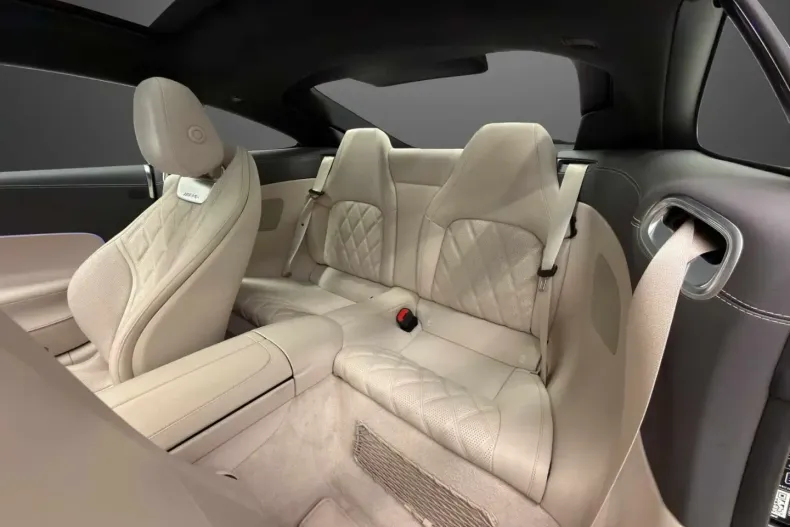 Mercedes-Benz AMG GT (Clasa GT) din 2025 cu 20.237 km - oferta MER188127 - foto 8