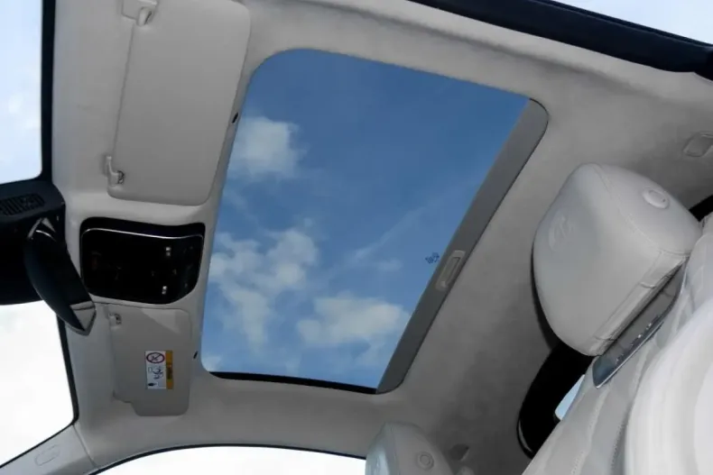 Mercedes-Benz AMG GT (Clasa GT) din 2024 cu 21.383 km - oferta MER188128 - foto 9