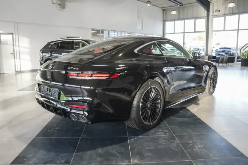 Mercedes-Benz AMG GT (Clasa GT) din 2025 cu 9.887 km - oferta MER188129 - foto 3