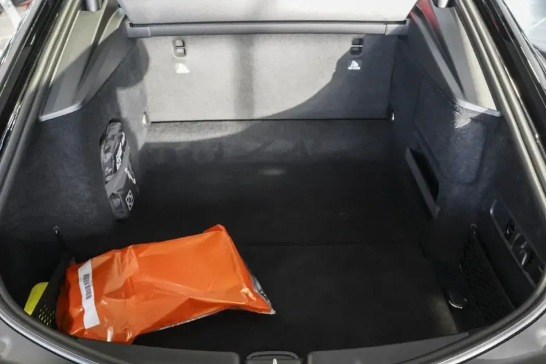 Mercedes-Benz AMG GT (Clasa GT) din 2025 cu 9.887 km - oferta MER188129 - foto 7