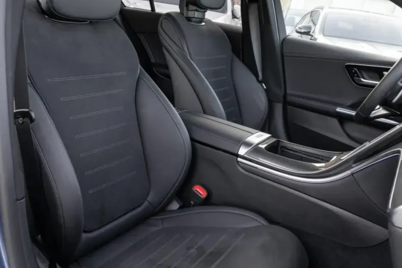 Mercedes-Benz C 200 (Clasa C) din 2024 cu 8.076 km - oferta MER188137 - foto 5