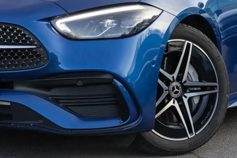 Mercedes-Benz C 200 (Clasa C) din 2024 cu 8.076 km - oferta MER188137 - foto 6