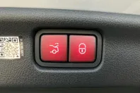 Mercedes-Benz C 200 (Clasa C) din 2024 cu 13.870 km - oferta MER188139 - foto 14