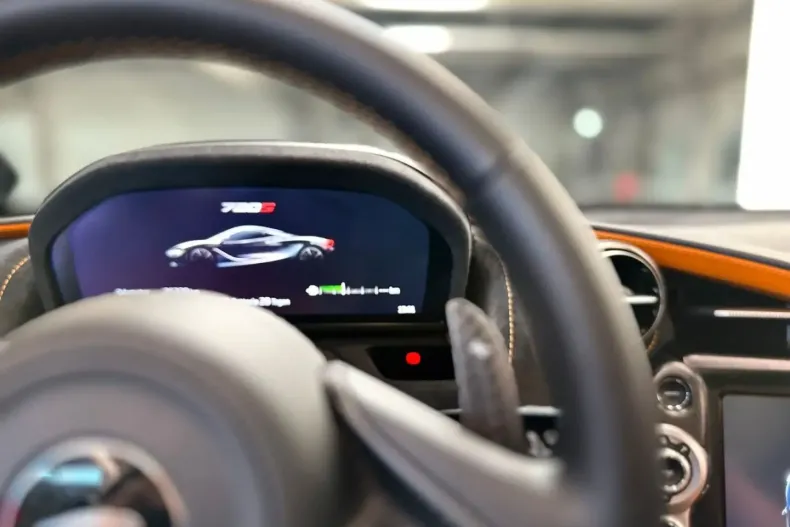 McLaren 720S din 2022 cu 19.800 km - oferta MCL188141 - foto 14
