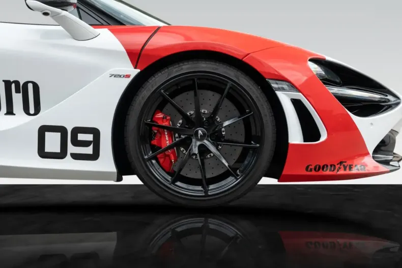 McLaren 720S din 2022 cu 4.250 km - oferta MCL188142 - foto 8
