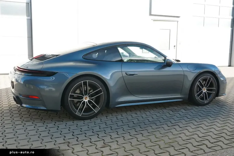 Porsche 992 din 2025 cu 8.200 km - oferta POR188148 - foto 8