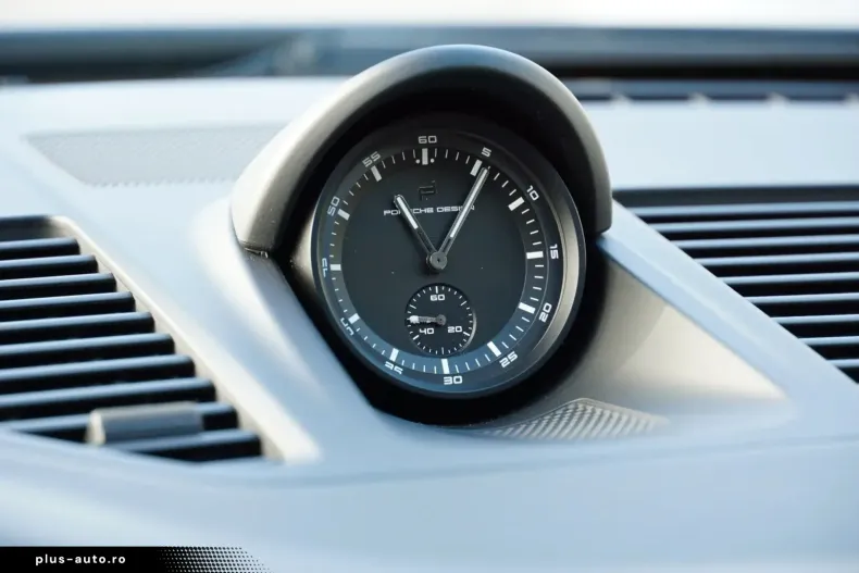 Porsche 992 din 2025 cu 8.200 km - oferta POR188148 - foto 17