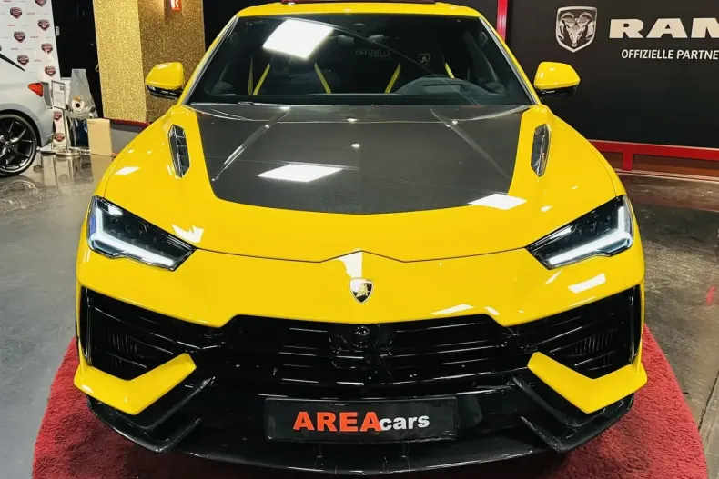Lamborghini Urus din 2025 cu 9.550 km - oferta LAM188149 - foto 1