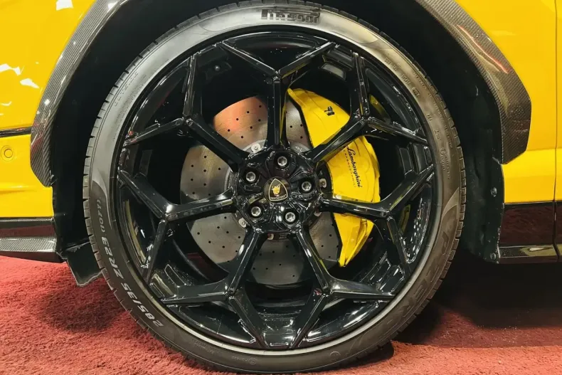 Lamborghini Urus din 2025 cu 9.550 km - oferta LAM188149 - foto 10