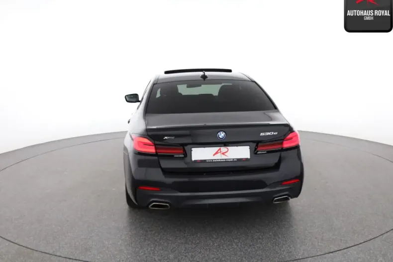 BMW 530 (Seria 5) din 2023 cu 80.639 km - oferta BMW188151 - foto 4