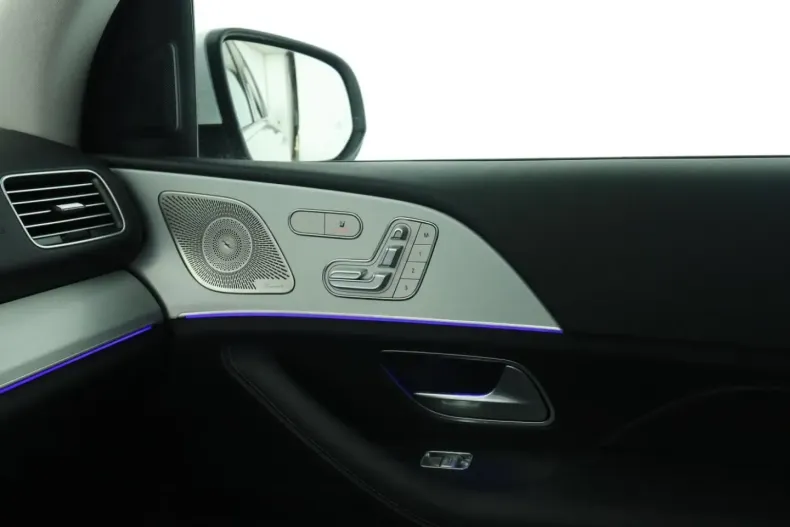 Mercedes-Benz GLE 300 (Clasa GLE) din 2024 cu 22.281 km - oferta MER188157 - foto 16