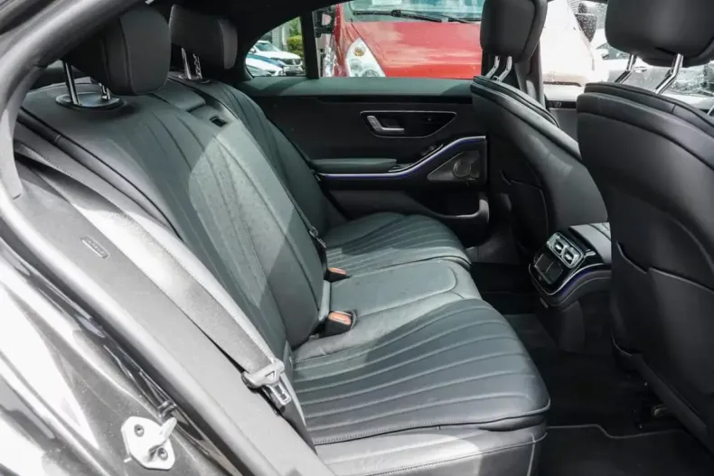 Mercedes-Benz S 580 (Clasa S) din 2022 cu 48.500 km - oferta MER188159 - foto 9