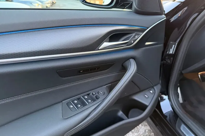 BMW 530 (Seria 5) din 2022 cu 68.750 km - oferta BMW188162 - foto 10