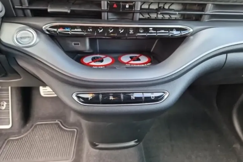 Abarth 500 din 2024 cu 15.500 km - oferta ABA188175 - foto 15