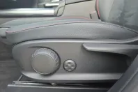 Mercedes-Benz GLA 200 (Clasa GLA) din 2024 cu 38.484 km - oferta MER188177 - foto 12