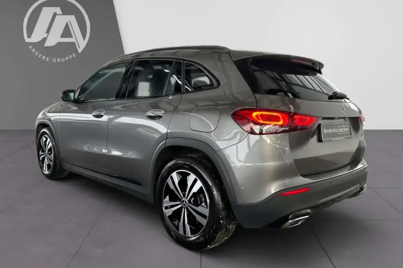 Mercedes-Benz GLA 200 (Clasa GLA) din 2022 cu 56.704 km - oferta MER188183 - foto 3