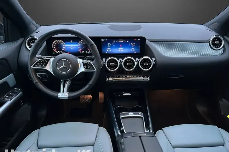 Mercedes-Benz GLA 180 (Clasa GLA) din 2024 cu 31.590 km - oferta MER188184 - foto 10