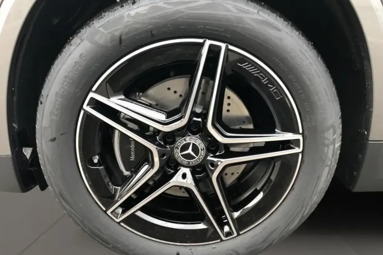 Mercedes-Benz GLA 180 (Clasa GLA) din 2025 cu 9.979 km - oferta MER188189 - foto 8