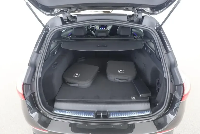 Mercedes-Benz C 300 (Clasa C) din 2025 cu 10.400 km - oferta MER188196 - foto 20