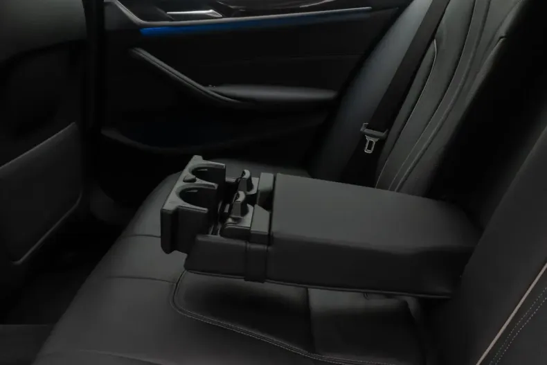 BMW 530 (Seria 5) din 2022 cu 37.911 km - oferta BMW188197 - foto 27