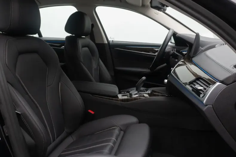 BMW 530 (Seria 5) din 2022 cu 37.911 km - oferta BMW188197 - foto 34