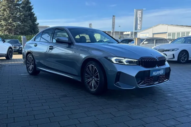 BMW 320 (Seria 3) din 2024 cu 24.780 km - oferta BMW188198 - foto 3