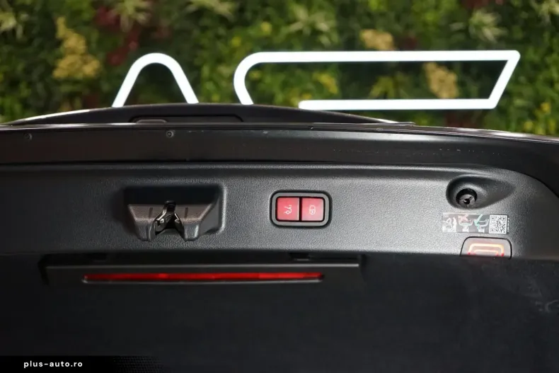 Mercedes-Benz S 580 (Clasa S) din 2024 cu 32.295 km - oferta MER188201 - foto 16