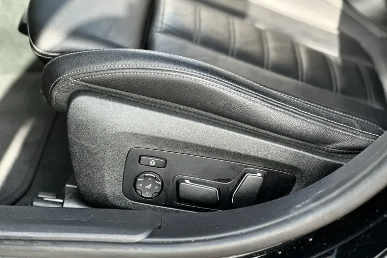 BMW 330 (Seria 3) din 2024 cu 31.650 km - oferta BMW188204 - foto 11