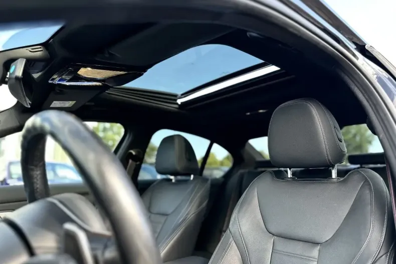 BMW 330 (Seria 3) din 2024 cu 31.650 km - oferta BMW188204 - foto 14