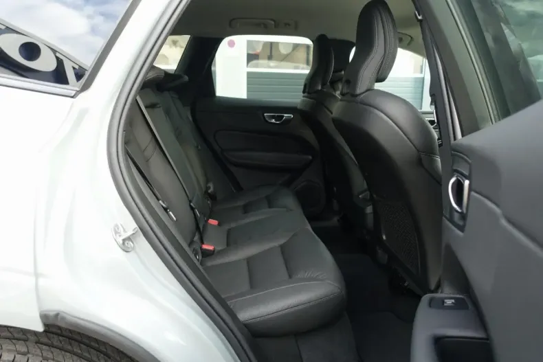 Volvo XC60 din 2025 cu 26.807 km - oferta VOL188205 - foto 14