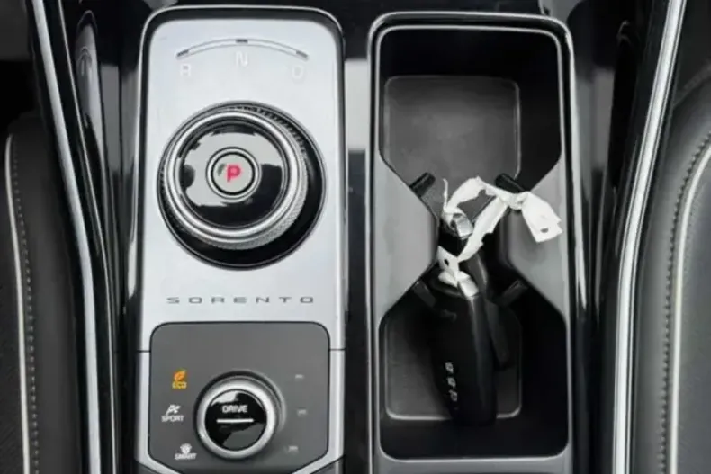 Kia Sorento din 2021 cu 78.000 km - oferta KIA188210 - foto 28