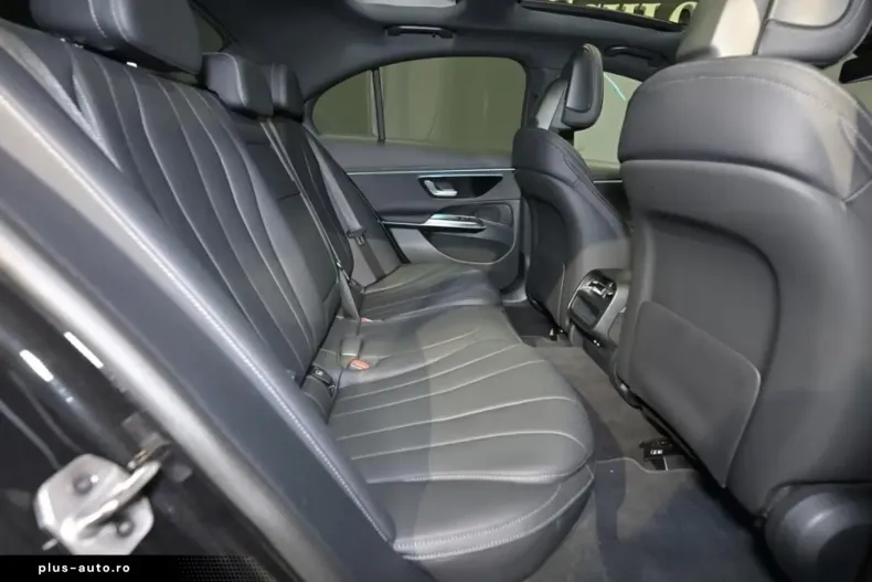 Mercedes-Benz E 220 (Clasa E) din 2024 cu 13.480 km - oferta MER188214 - foto 9