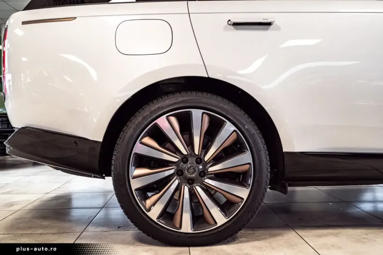 Land Rover Range Rover din 2025 cu 10.900 km - oferta LAN188217 - foto 21