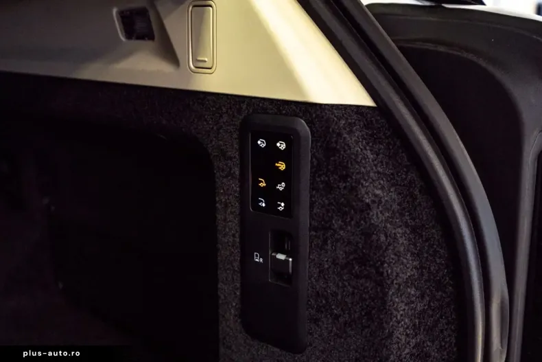 Land Rover Range Rover din 2025 cu 10.900 km - oferta LAN188217 - foto 49