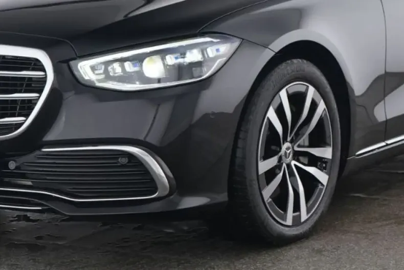 Mercedes-Benz S 580 (Clasa S) din 2024 cu 15.000 km - oferta MER188224 - foto 3