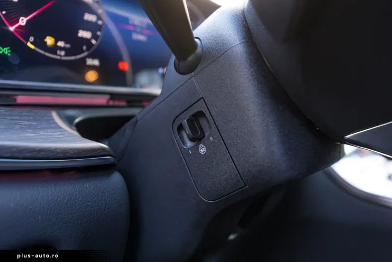 Mercedes-Benz V 300 (Clasa V) din 2025 cu 22.000 km - oferta MER188225 - foto 24