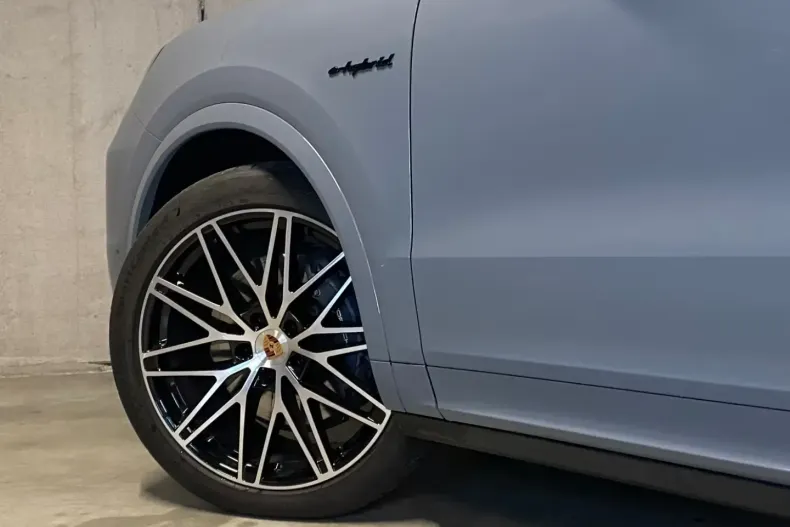 Porsche Cayenne din 2024 cu 19.900 km - oferta POR188227 - foto 6