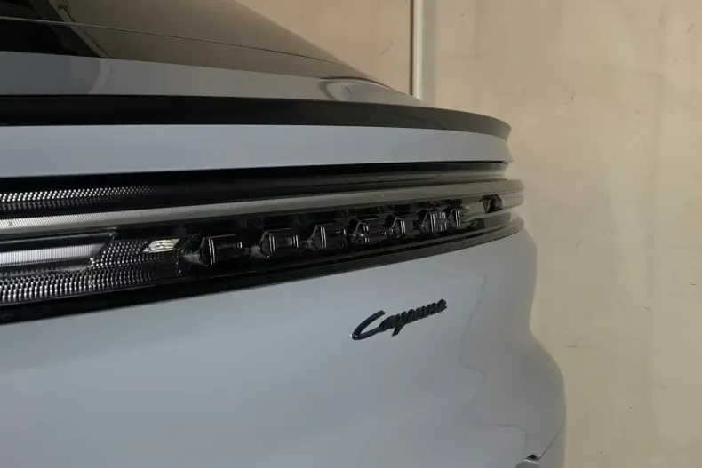 Porsche Cayenne din 2024 cu 19.900 km - oferta POR188227 - foto 7