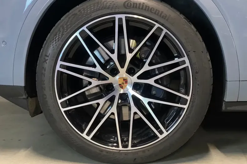 Porsche Cayenne din 2024 cu 19.900 km - oferta POR188227 - foto 9