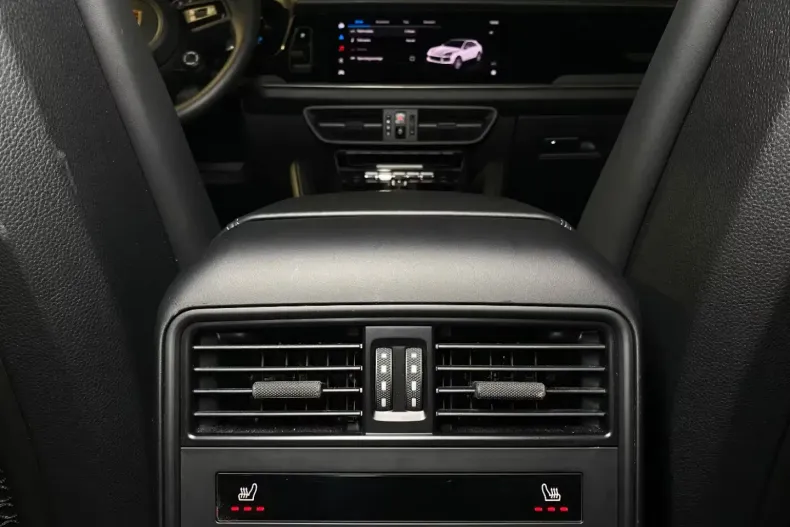 Porsche Cayenne din 2024 cu 19.900 km - oferta POR188227 - foto 10