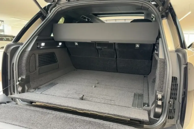 Land Rover Range Rover din 2025 cu 1.840 km - oferta LAN188230 - foto 7