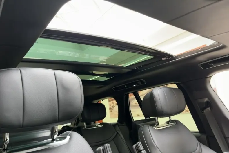 Land Rover Range Rover din 2025 cu 1.840 km - oferta LAN188230 - foto 17