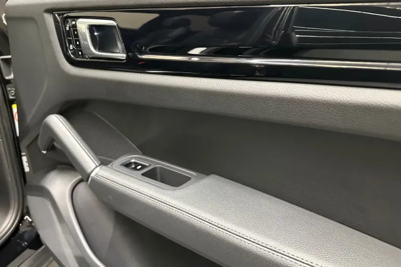 Porsche Cayenne din 2021 cu 47.000 km - oferta POR188238 - foto 10